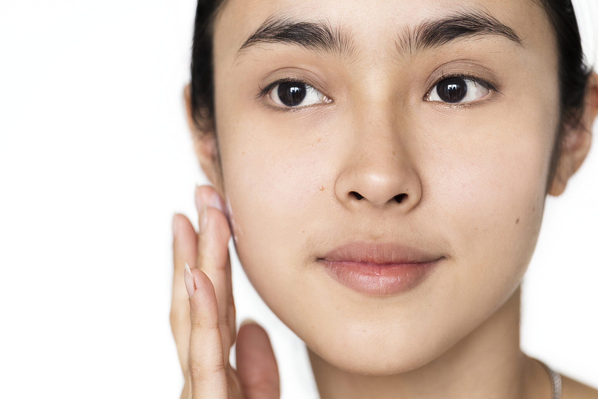 Quá trình tái tạo da và cải thiện sẹo hỗn hợp tại Lona Skin Lab qua kỹ thuật chuyên sâu