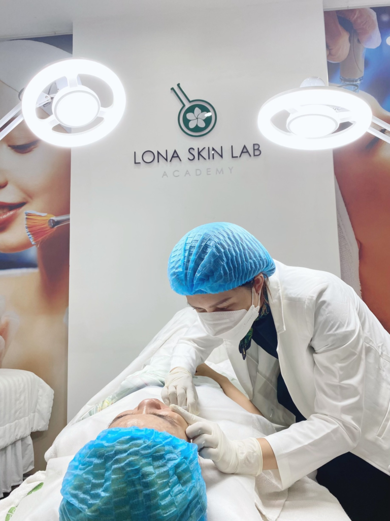 Phương pháp kết hợp tiêm Meso với công nghệ HIFU, RF và Thermage, giúp trẻ hoá da tại Cần Thơ phục hồi collagen hiệu quả.
