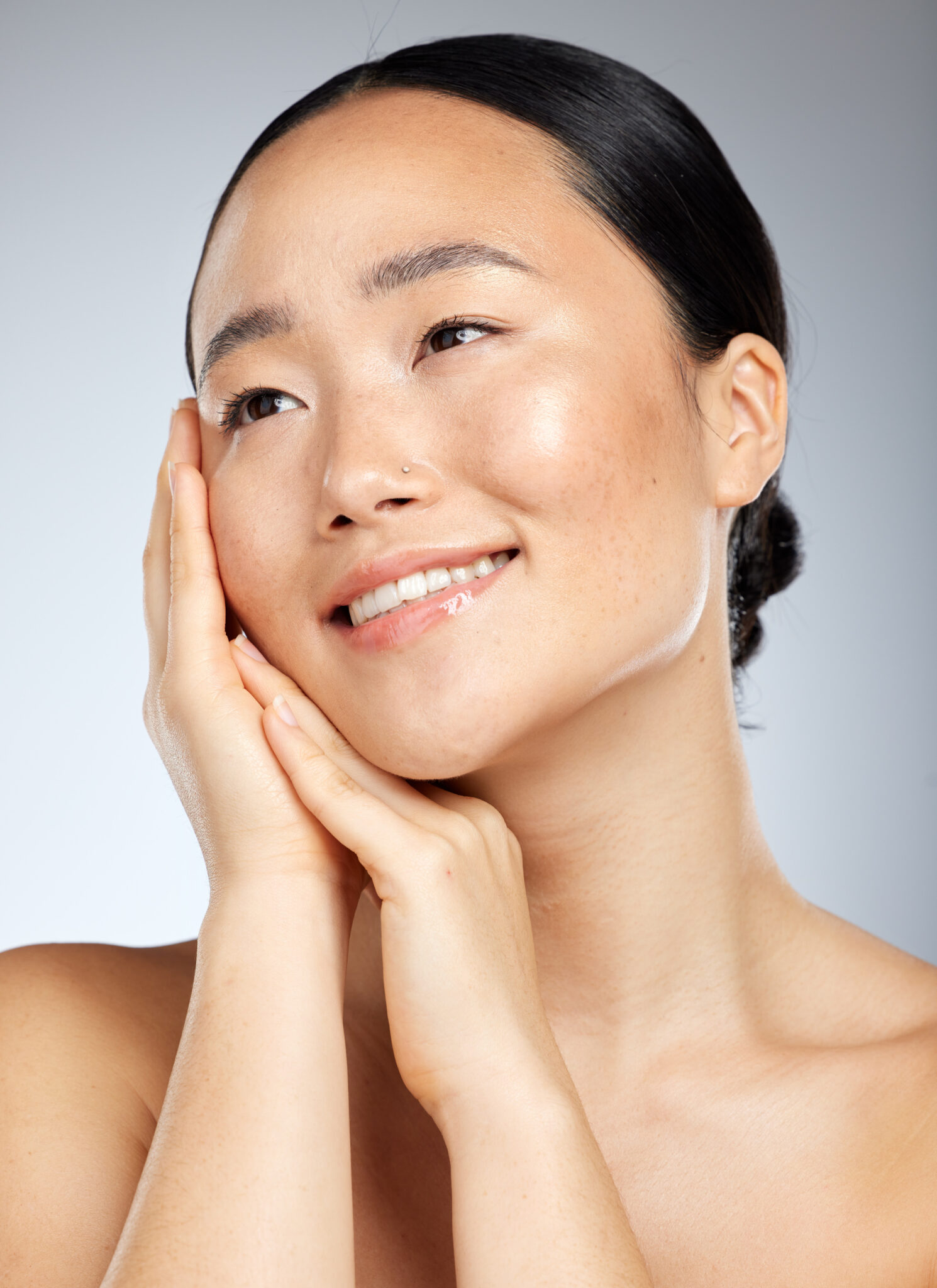 Quy trình điều trị tăng sắc tố và lời khuyên từ Lona Skin Lab