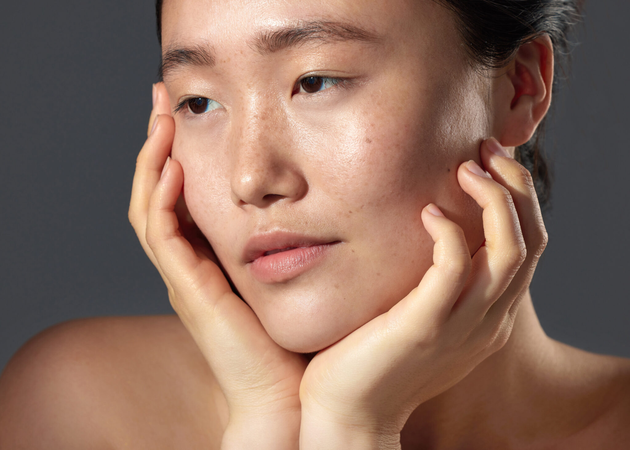 Phác đồ điều trị tăng sắc tố cá nhân hóa tại Lona Skin Lab