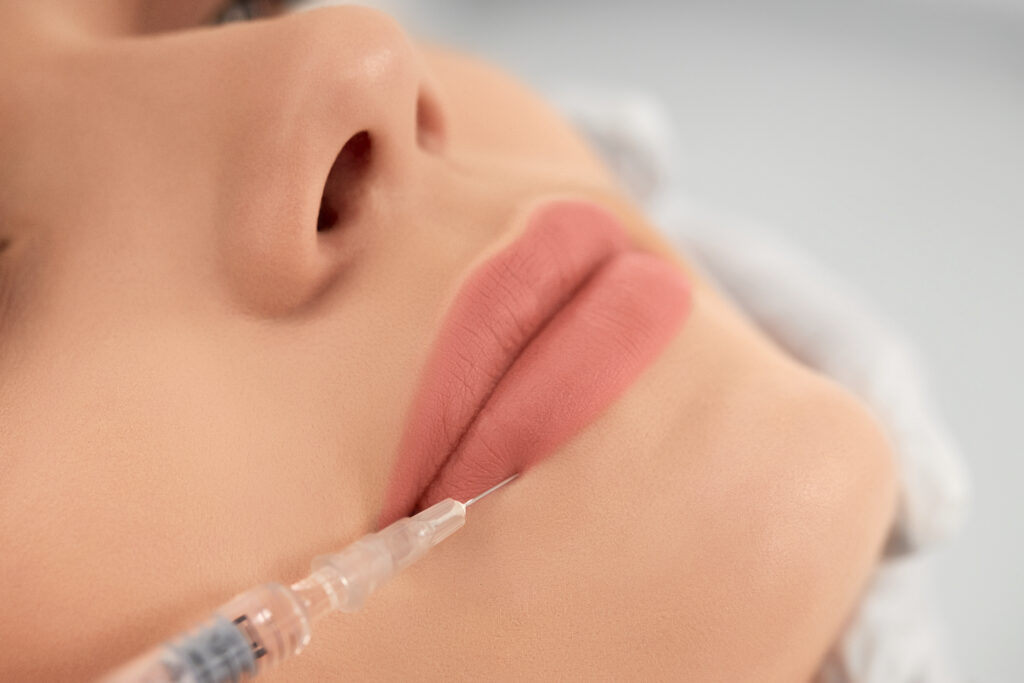 Quy trình tiêm Filler hiện đại khẳng định vai trò của từ khóa chính trong việc sử dụng filler cùng từ khóa phụ, nghiên cứu từ khóa đáng tin cậy và tối ưu SEO cho thẩm mỹ da liễu.