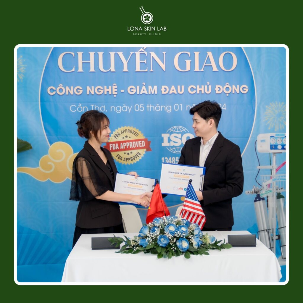 Lona Skin Lab chú trọng chuyển giao công nghệ – đào tạo chuyên môn – cập nhật phác đồ điều trị chuẩn quốc tế. 