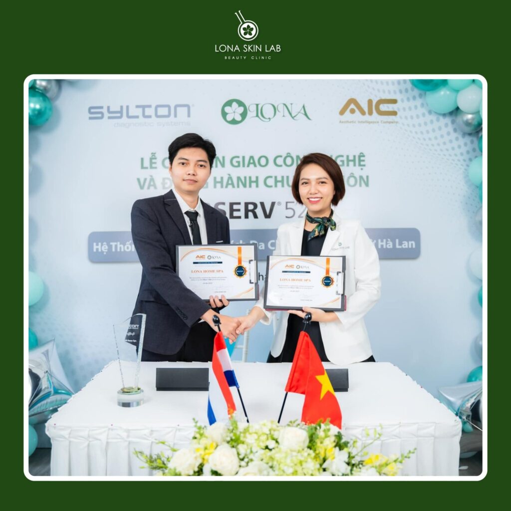 Lona Skin Lab chú trọng chuyển giao công nghệ – đào tạo chuyên môn – cập nhật phác đồ điều trị chuẩn quốc tế. 